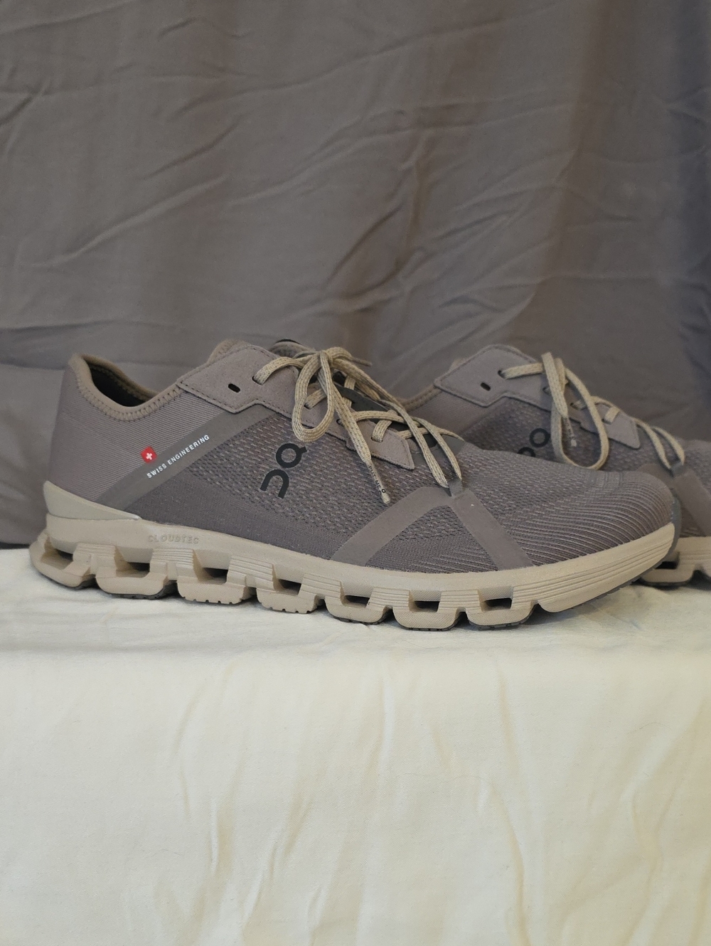 On Running Men's Cloudswift Running Shoes - Taupe